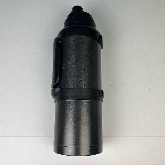 Manna Titan Gallon Bottle Water Jug 135 Ounce Black Stainless Vacuum Sealed - Picture 5 of 11